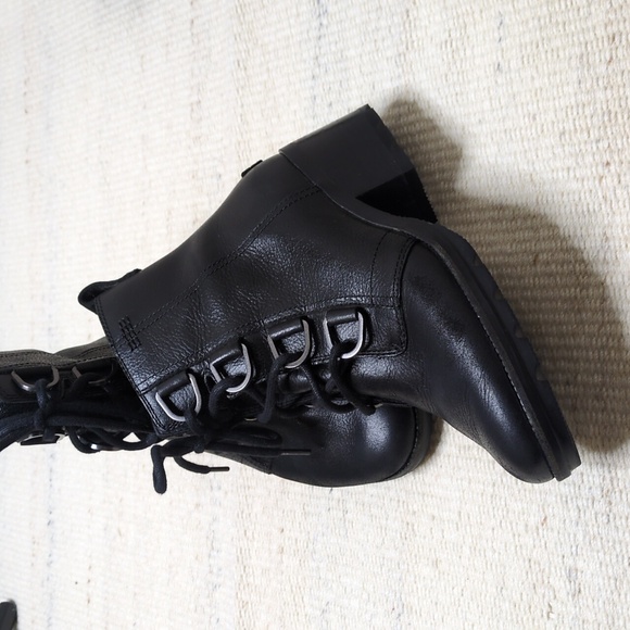 Sorel Cate Lace-Up Bootie Sz